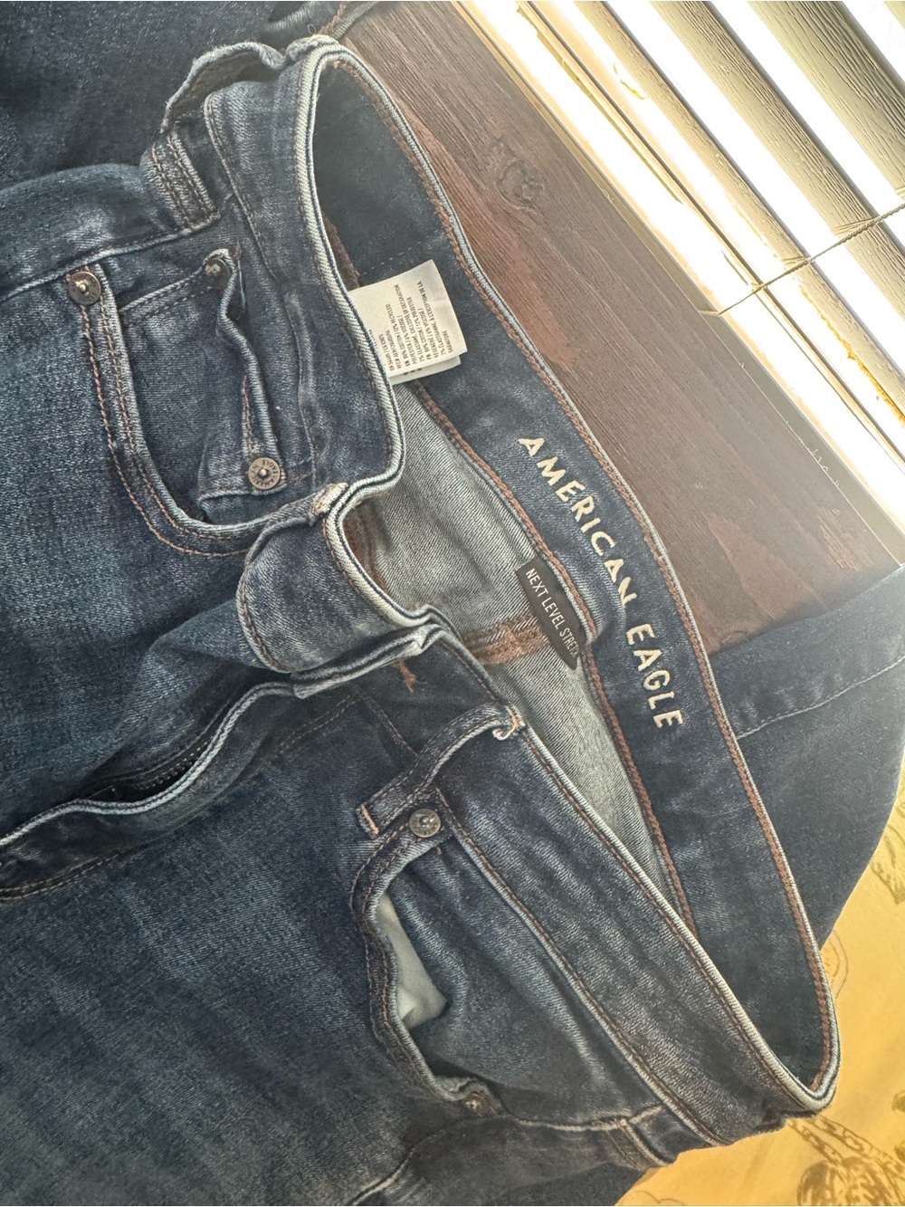American Eagle Outfitters Flare Jeans size 6 - Picture 4 of 6
